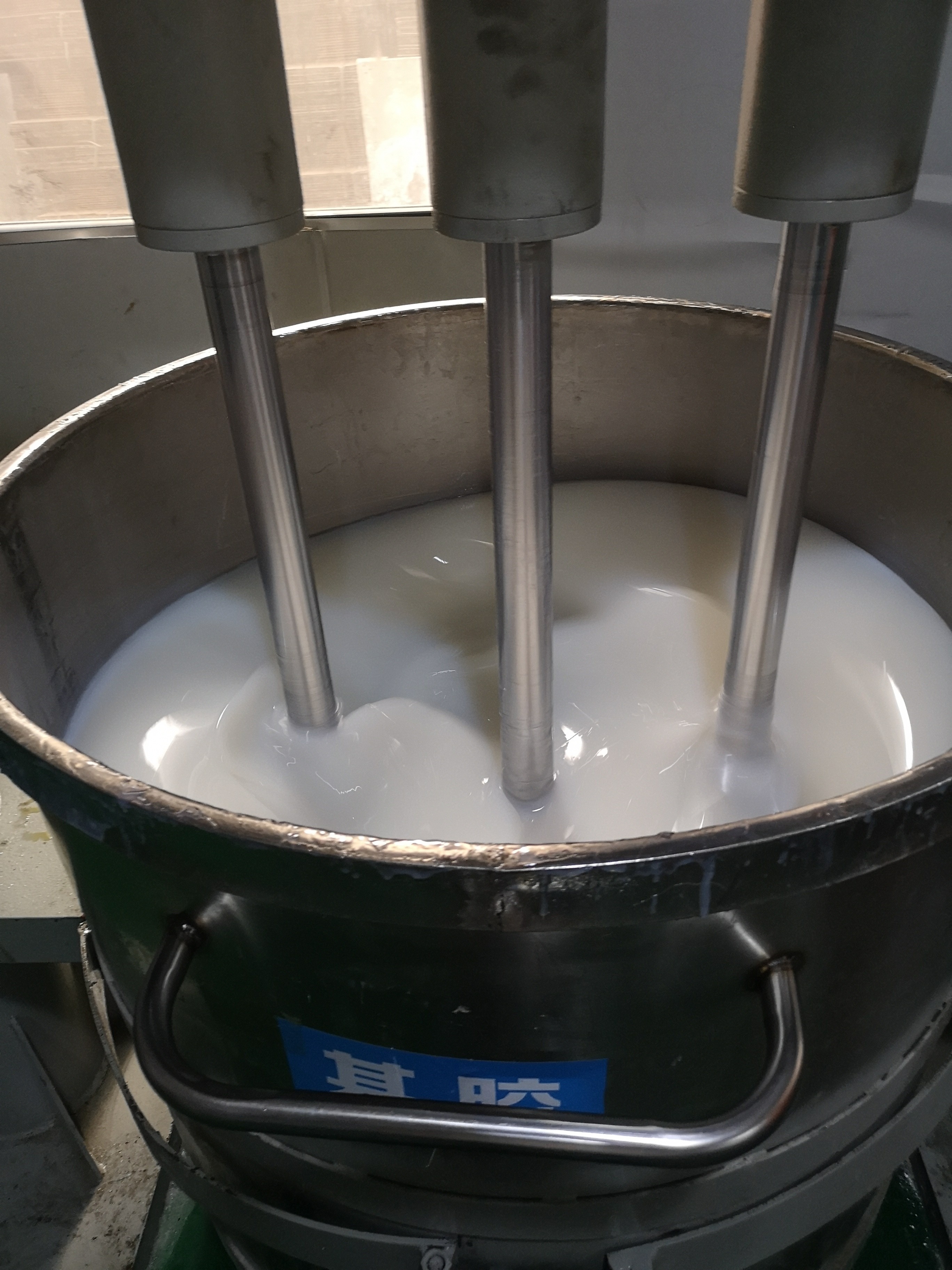 液體硅膠跟固化劑沒有攪拌均勻會(huì)有什么情況 ？